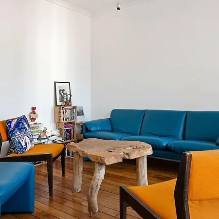 Loft Style In The Heart Of דירה